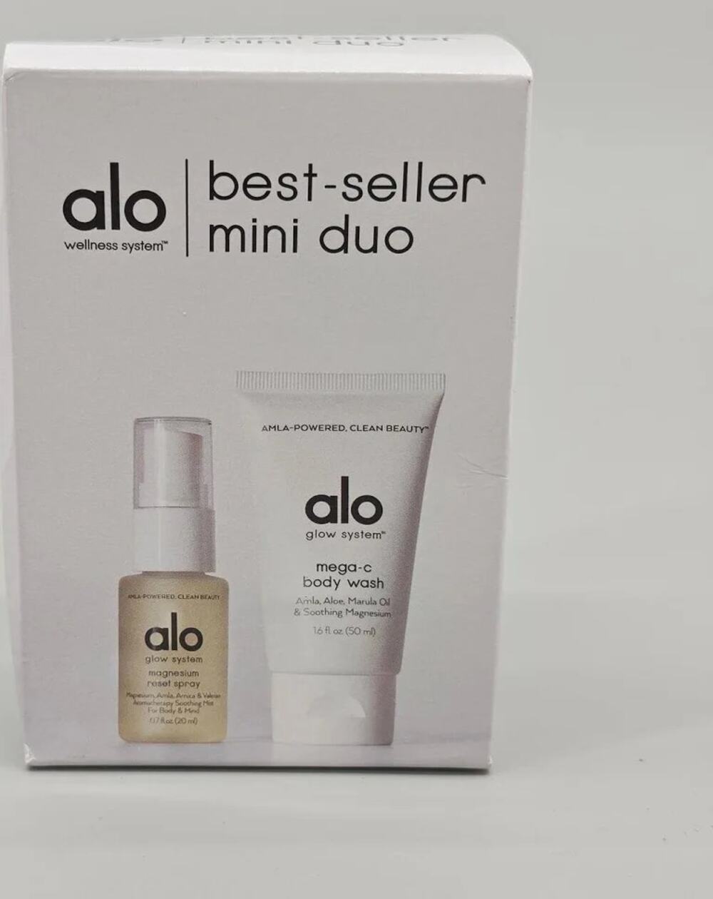 Alo Yoga Glow System Mini Duo Set with Magnesium Reset Spray and Body Wash